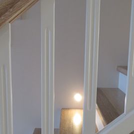 Krobitsch Wood Tischlerei - Ihr kompetenter Partner für individuelle Wünsche und Reparaturen. Holzterassen, Instandsetzung, Altbau, Neubau, Sanierung, Fassaden, Treppenbau, Parkett und vieles mehr. Wir beraten Sie gerne, sprechen Sie uns an! Tel.: +49 (0) 4632 77 08, Fax: +49 (0) 4632 8 77 90 97, Mobil: +49 (0) 170 431 79 98